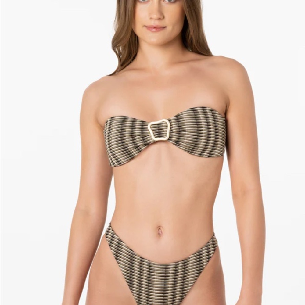 Poppy 90’s bikini bottoms